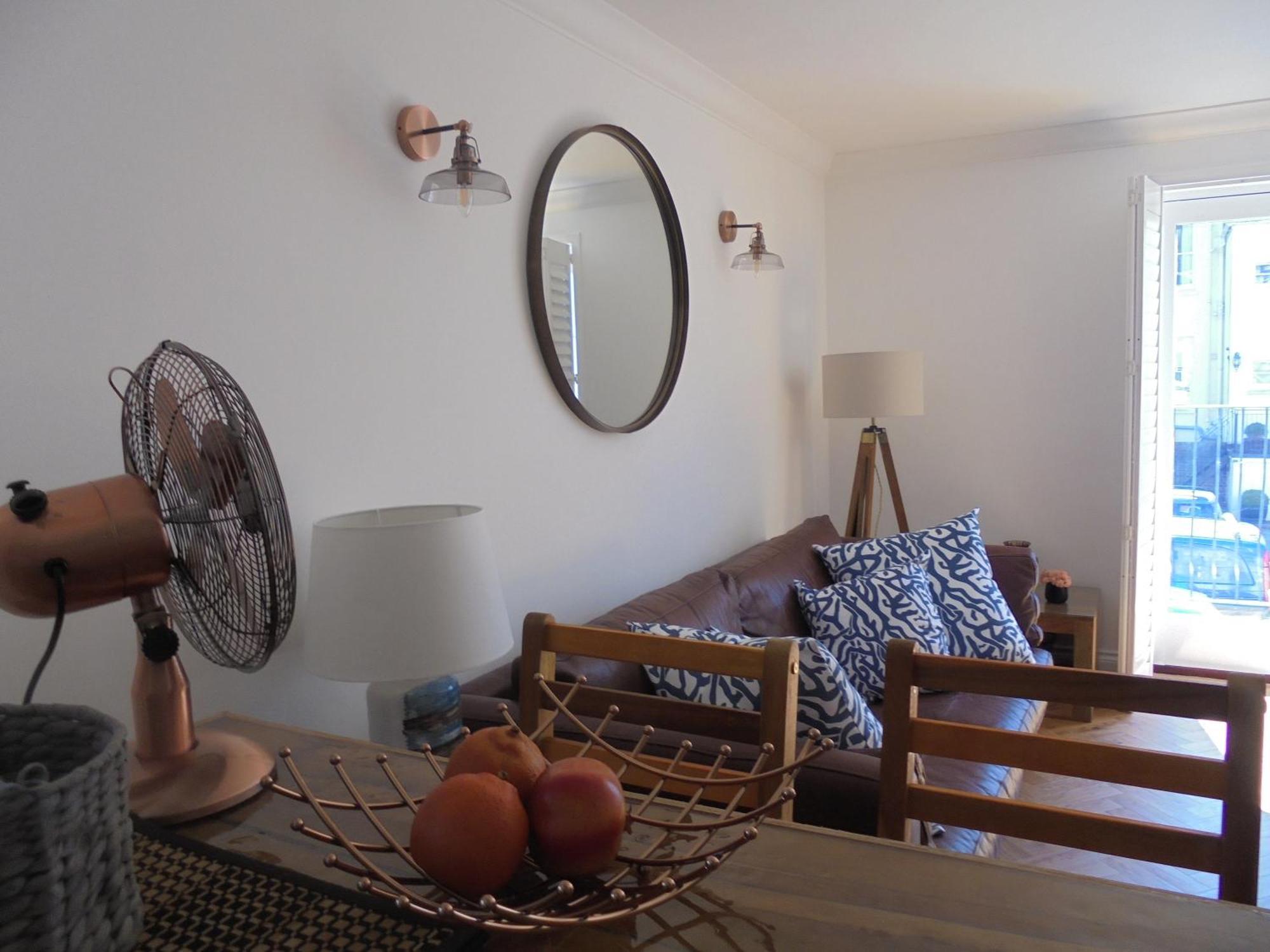 The Beach House Holiday Apartments Eastbourne Room photo